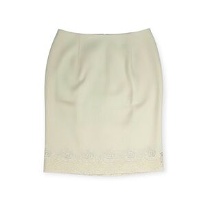 Valentino 𑁍 Rose Lace Wool Pencil Back Slit Knee Length Skirt 𑁍 Winter White 4